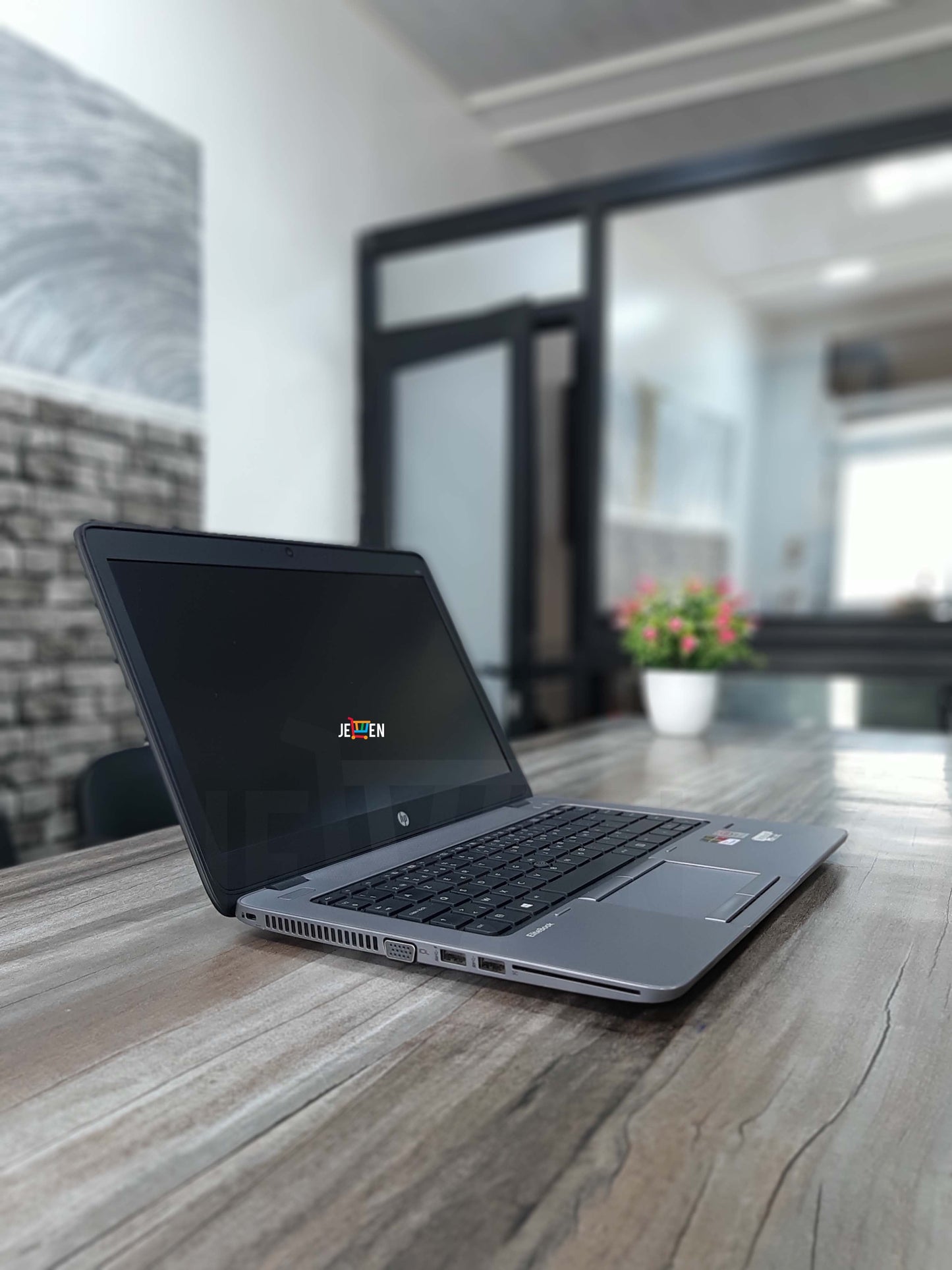 HP Elitebook 840 G1 โข i5 4e Gen - 8Go 500Go HDD - 14"