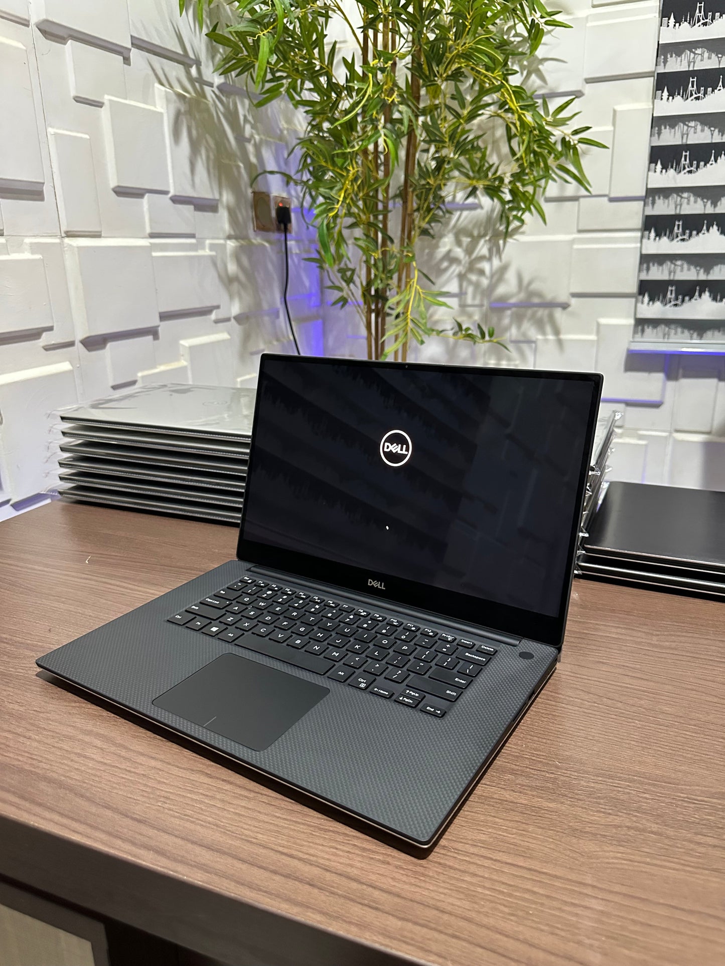 Ordinateur de Jeu Dell Precision GAMER 5530 i7™ 7e- NVIDIA 4Go- 1TERA SSD 16Go- 15.6"