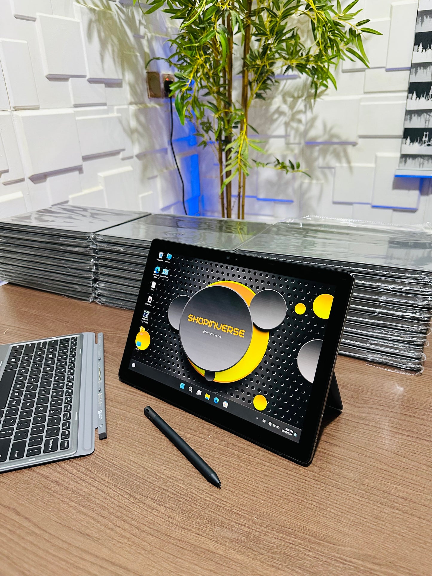 Dell Latitude 7210 2-in-1 Core i7™ 10e Génération - 512Go SSD - 12.3" FHD- Avec la Reconnaissance Faciale, Tactile et Detachable à Abidjan