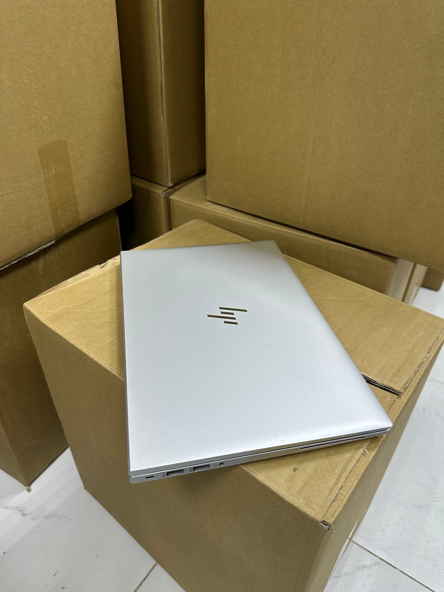 HP Elitebook 840 G7 Core i7 10e Gen- 1 TERA SSD 16Go- Occasion