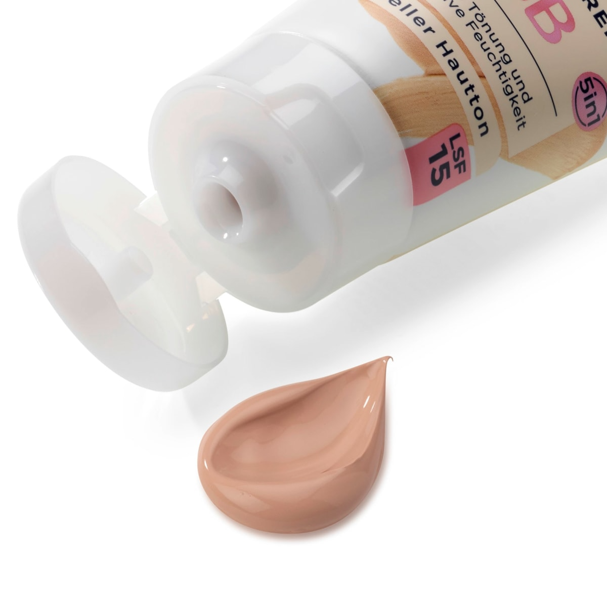 Crème Balea - BB teint clair SPF 15, 50 ml