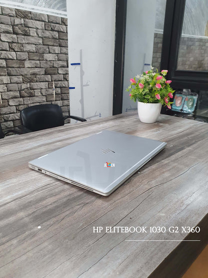 Hp Elitebook 1030 G2 i7™ 7e- Occasion- 1TERA SSD 16Go Ram - 13.3"- Gris- Tactile et Pliable