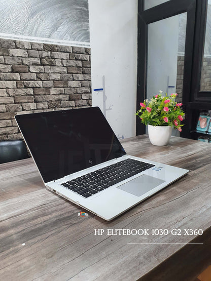 Hp Elitebook 1030 G2 i7™ 7e- Occasion- 1TERA SSD 16Go Ram - 13.3"- Gris- Tactile et Pliable