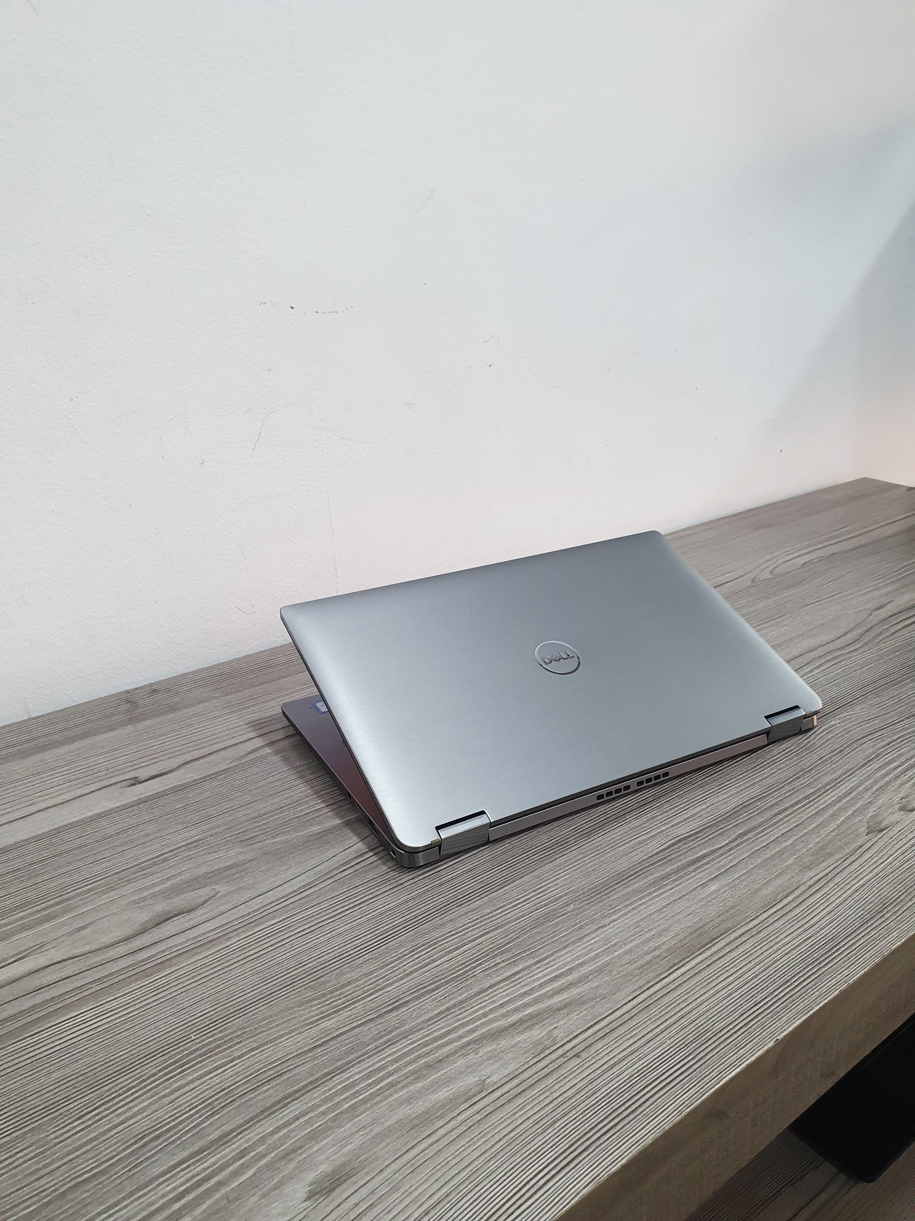 DELL Latitude 7400 2 in 1 Core i7 8e- 16Go 1TERA SSD - 14"- Occasion- Tactile