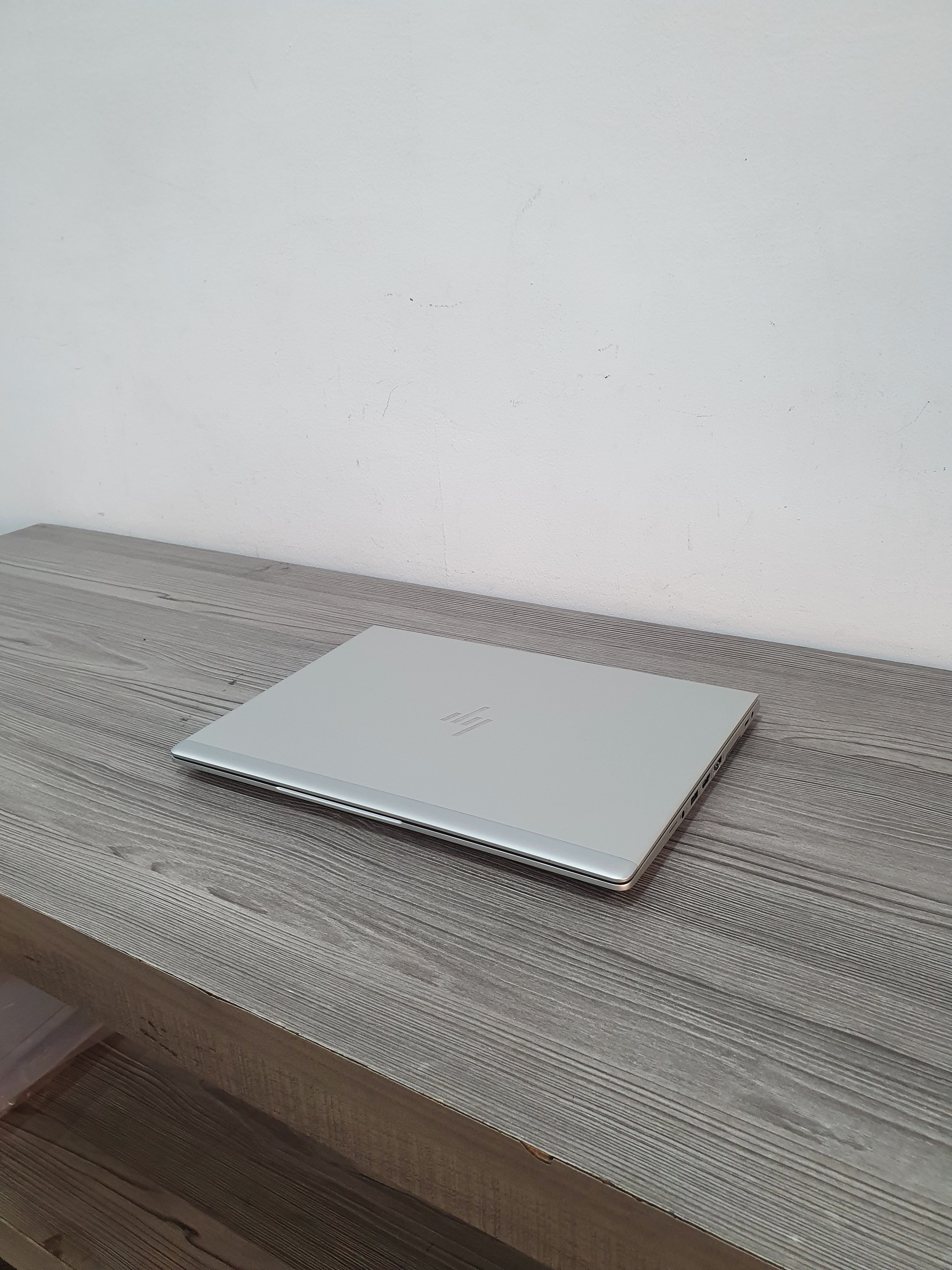 HP EliteBook X360 830 G6 – Core i7-8665U, 16 Go RAM, 1 To SSD, Écran 13,3’’ Tactile Pliable 360°, Créé pour Performer et Durer