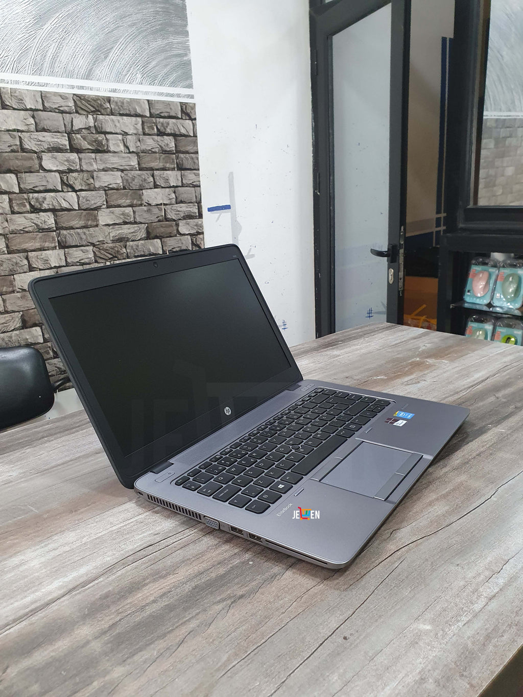 HP Elitebook 840 G2 i5™ 5e Gen- 16Go 512Go SSD - 14"