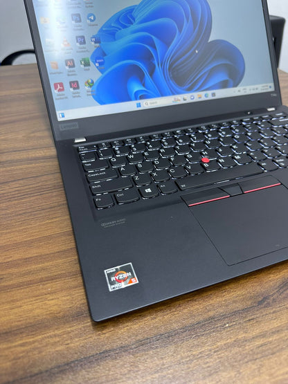 Lenovo ThinkPad T14s Core i7 10e avec 1 TERA SSD 32Go écran tactile -Occasion à Abidjan