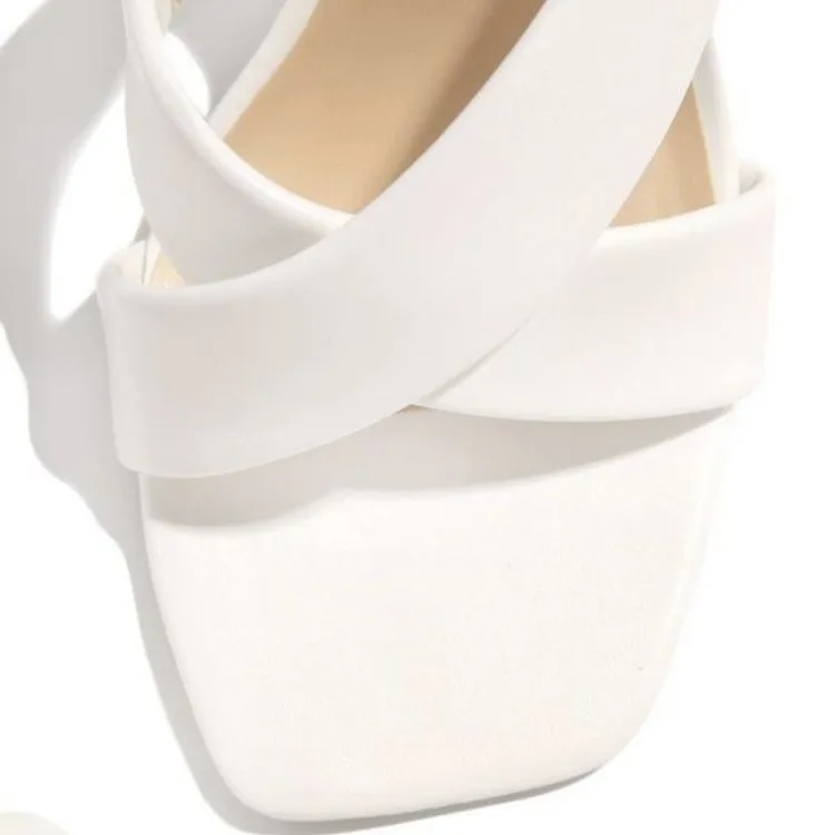 Nouvelle collection de chaussures pour femmes à talons hauts fins et minimalistes