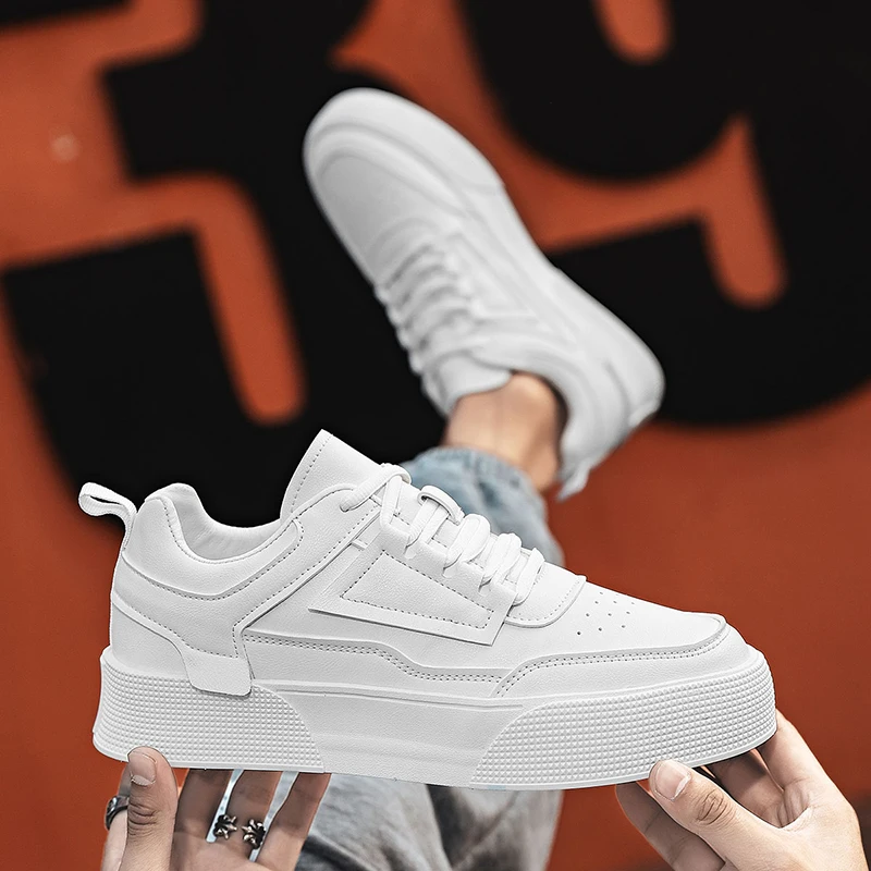 Baskets, chaussures décontractées et à la mode