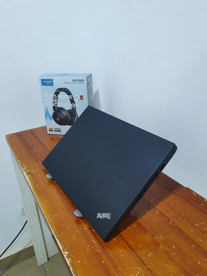 Lenovo ThinkPad T470s Quasi Neuf – Core i5-6600U, Écran Tactile 14", 20 Go RAM, 512 Go SSD, Autonomie 5h